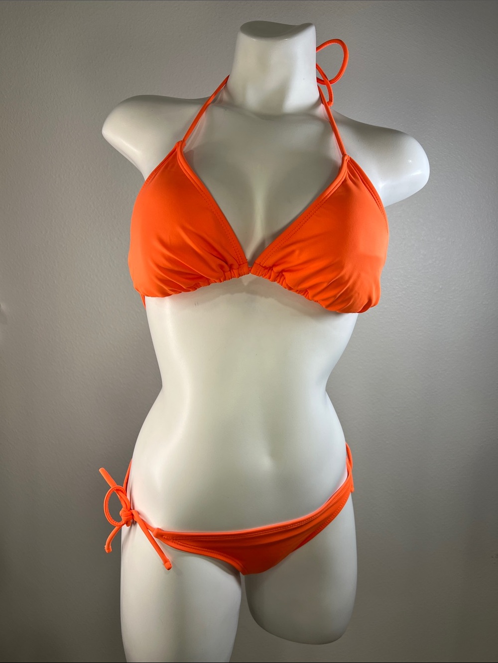 OP Women's Bright Orange Triangle Tie-Side Bikini Set Bottom Small & Top XL